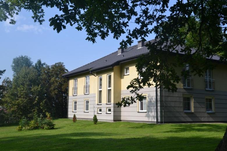 Park Hotel Dobrodzien 外观 照片
